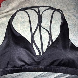 ✨Victoria’s Secret Ultimate Sports Bra✨